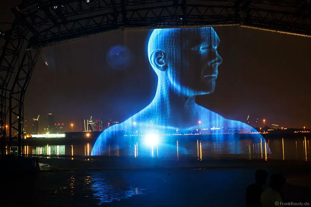 Water wall Aquavision: Aquatique Show, creation of animated water walls ...