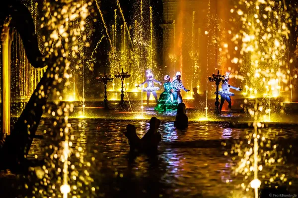 spectacle aquatique sur mesure les noces de feu puy du fou