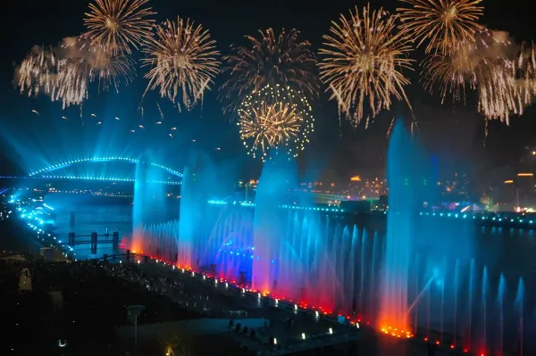 giant water show shanghai expo opening ceremony 10